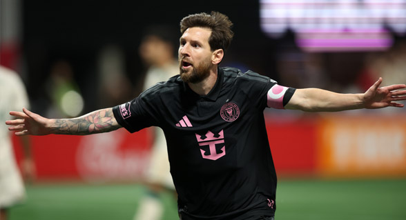ميسي يفتتح موسما انتقاليا للدوري الأمريكي قبل التحول التاريخي