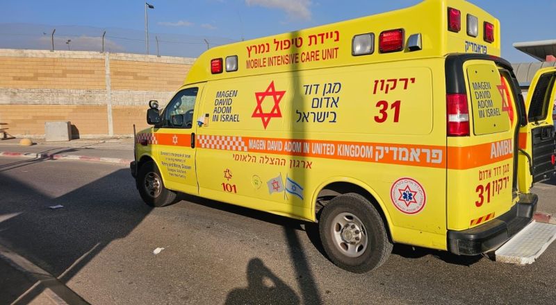 فاجعة في رهط: وفاة طفل بعمر عامين بعد العثور عليه داخل سيارة مغلقة