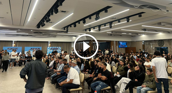 القائمة المشتركة: حضور حاشد من الشبان والشابات في المهرجان الشبابي في شفاعمرو