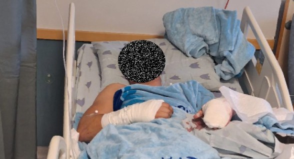 شاب من عسفيا يرقد في المستشفى بعد تعرّضه للطعن في نادٍ ليلي بيافا - والده ل: ‘اعتدوا عليه لأنه تحدث بالعربية‘